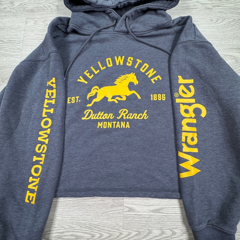 Wrangler Women's Hoodie Yellowstone Dutton Ranch Charcoal Gray XL Cropped‎